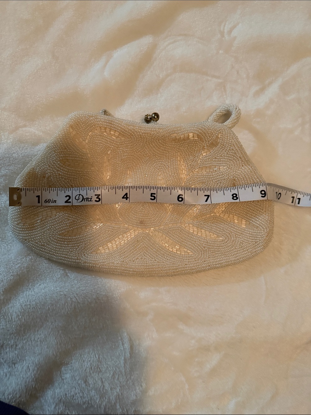Elegant White Beaded Women's Evening Handbag - Picture 9 of 9